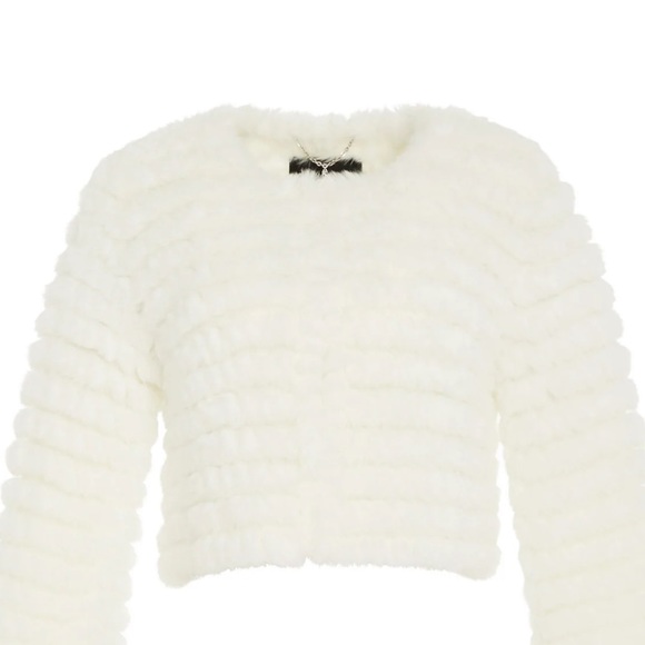 White BCBG Faux Fur jacket - Picture 4 of 4